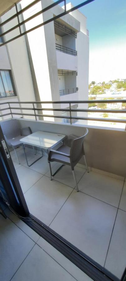 Kingelph Home-Stay Windhoek Exteriör bild
