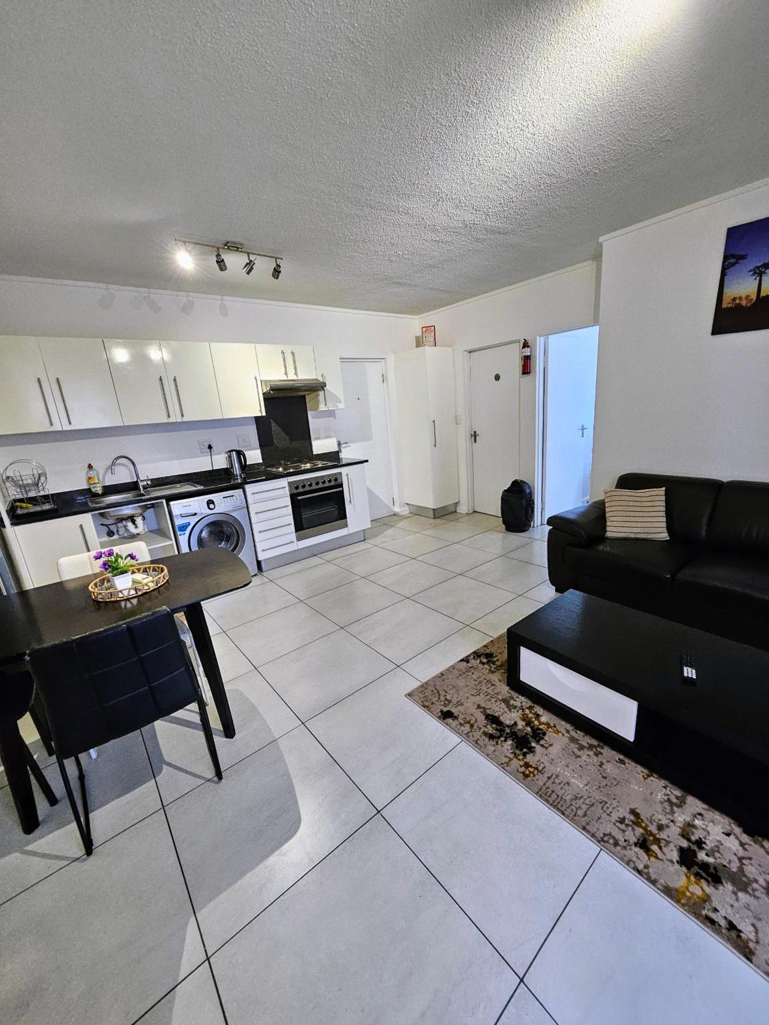 Kingelph Home-Stay Windhoek Exteriör bild